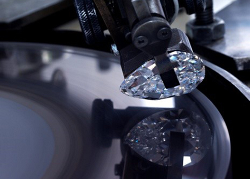cutting a diamond