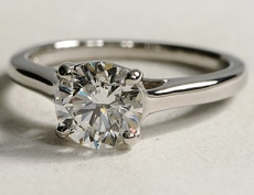 Diamond solitaire with domed band - BS06