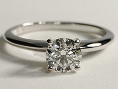 Round diamond classic solitaire ring